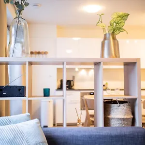 delightful-2-bedroom-apartment.eindhoven-hotels.net/